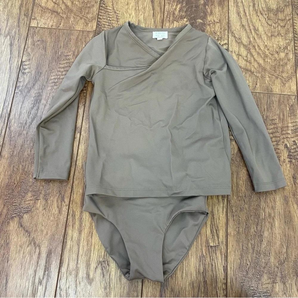The Simple Folk rash guard swim top and briefs size 2-3 in stone